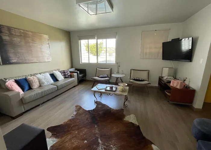 Duplex completo em Curitiba, bairro Cabral - pet friendly